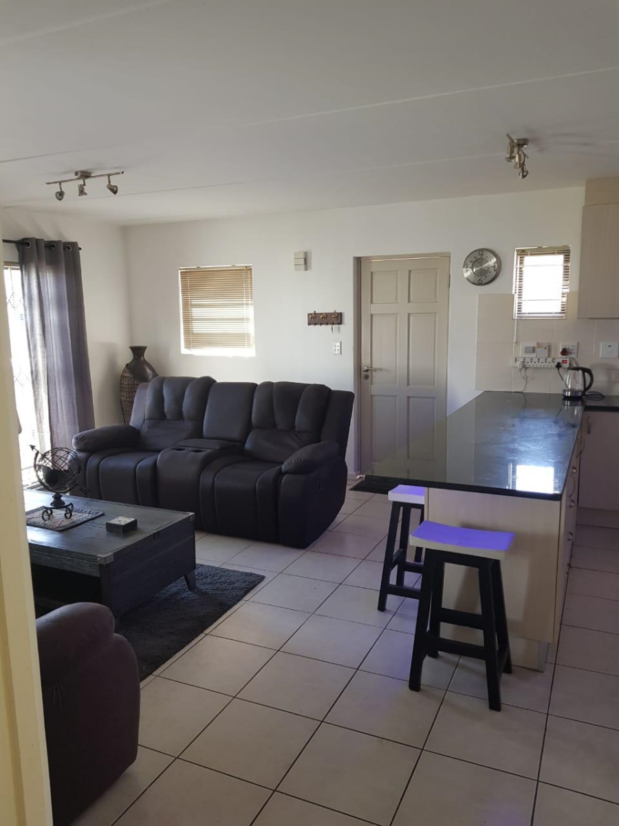 To Let 2 Bedroom Property for Rent in Burgundy Estate Western Cape